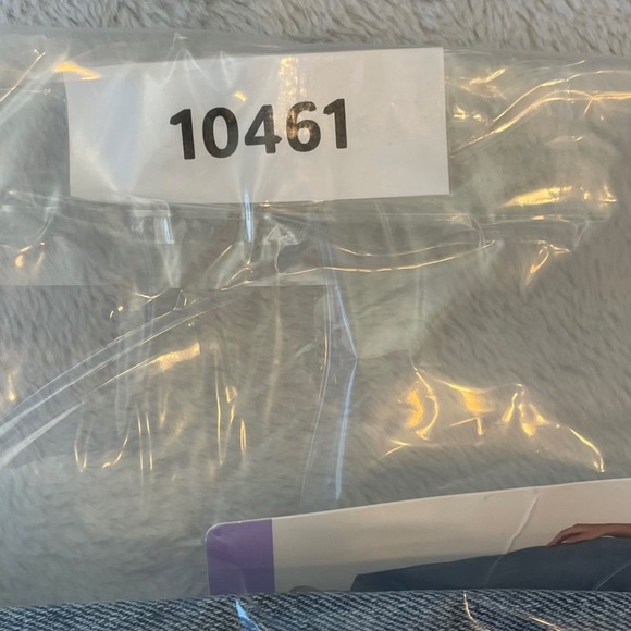 Calvin Klein Jeans Womens Classic Light Wash Blue Denim Straight Leg Pants Sz 4 - Picture 11 of 11